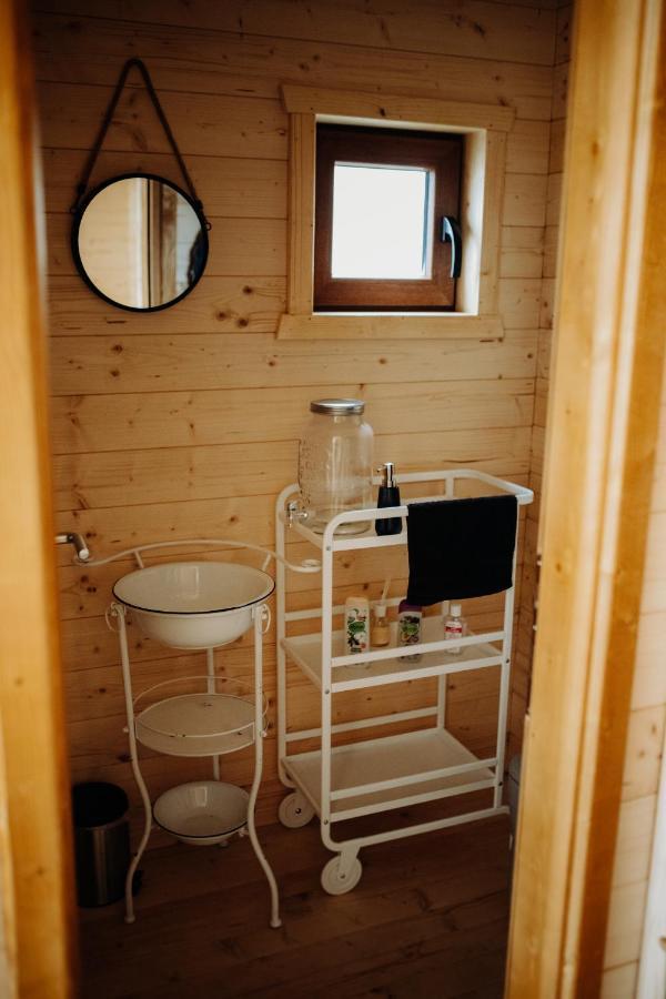 Treehome Tinyhouse Stritez  Exterior photo